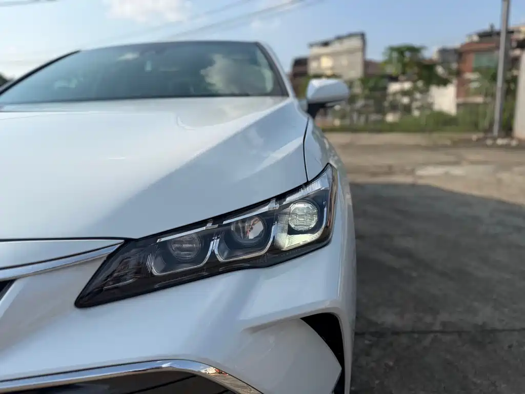 Toyota Avalon — миниатюра 15
