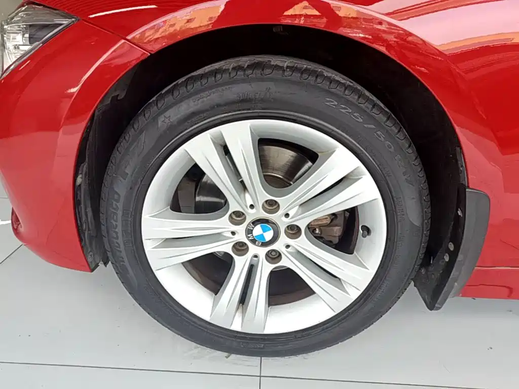 BMW 3 Series — миниатюра 23