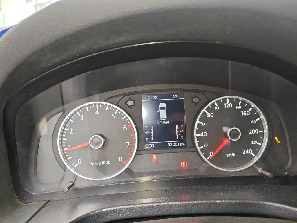 Yema Mustang T70 — миниатюра 8