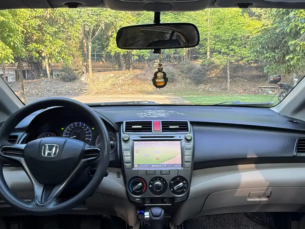 Honda City Classic — миниатюра 5