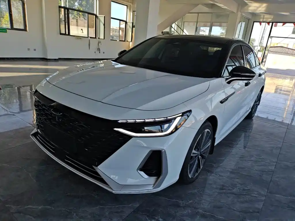 Chery Arrizo 8
