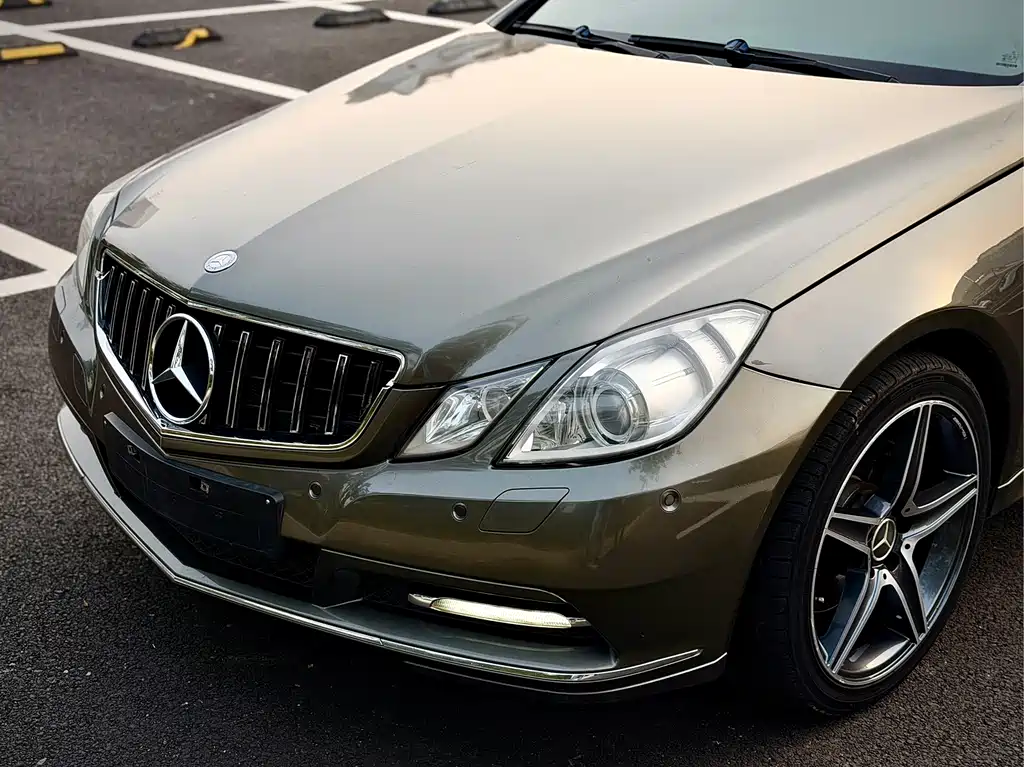 Mercedes-Benz E-Class (Import) — миниатюра 11