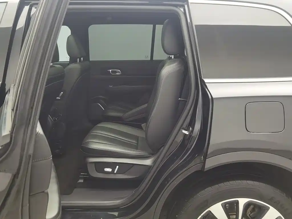 Li Auto Li ONE — миниатюра 15