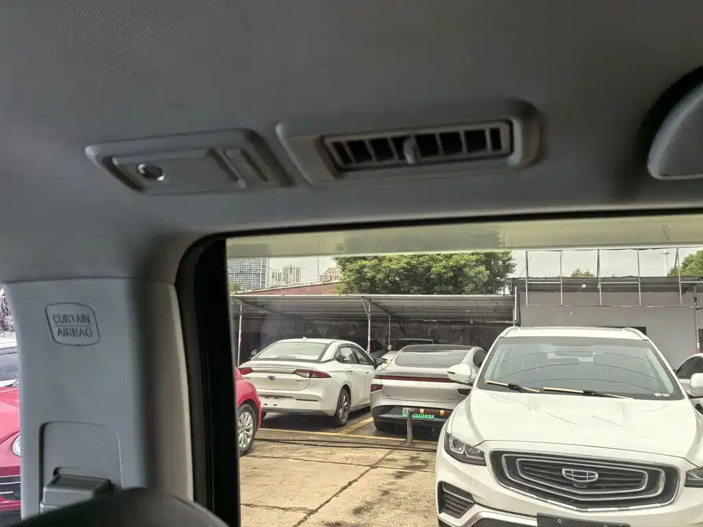 GAC Motor Trumpchi GS8 — миниатюра 17