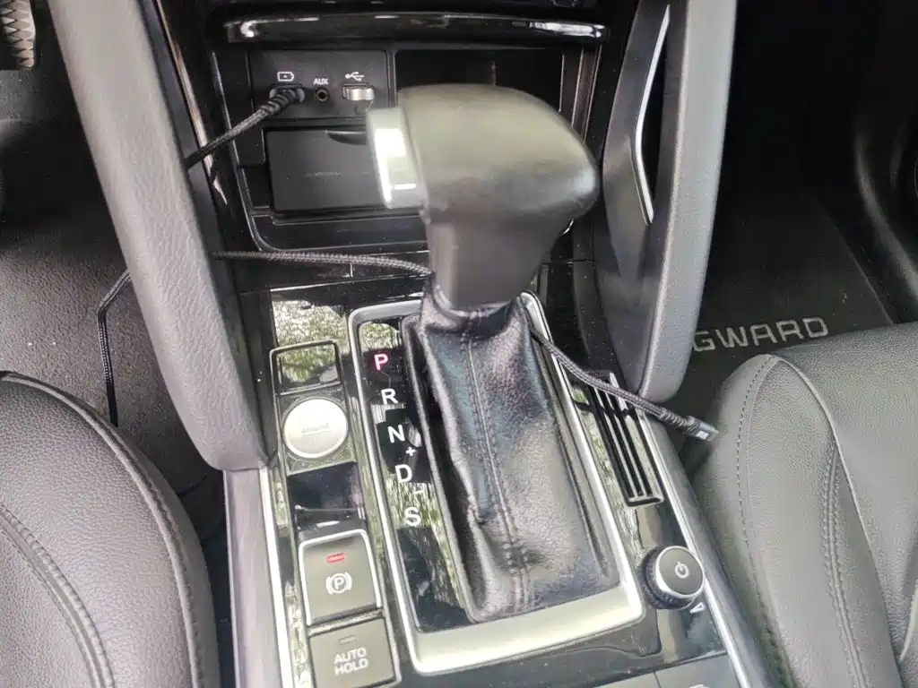 Borgward BX7 — миниатюра 10