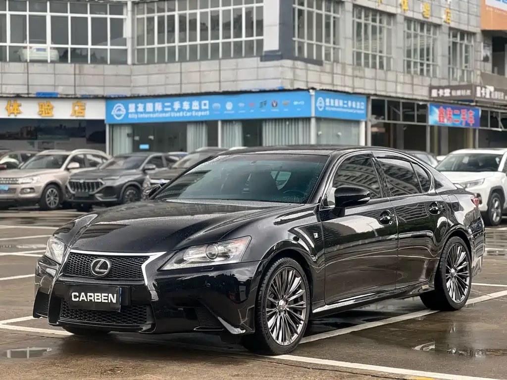 Lexus GS