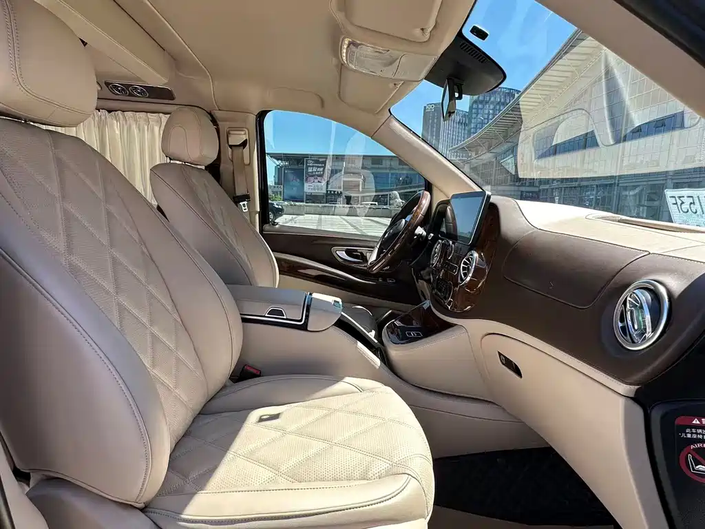 Mercedes-Benz Vito — миниатюра 13