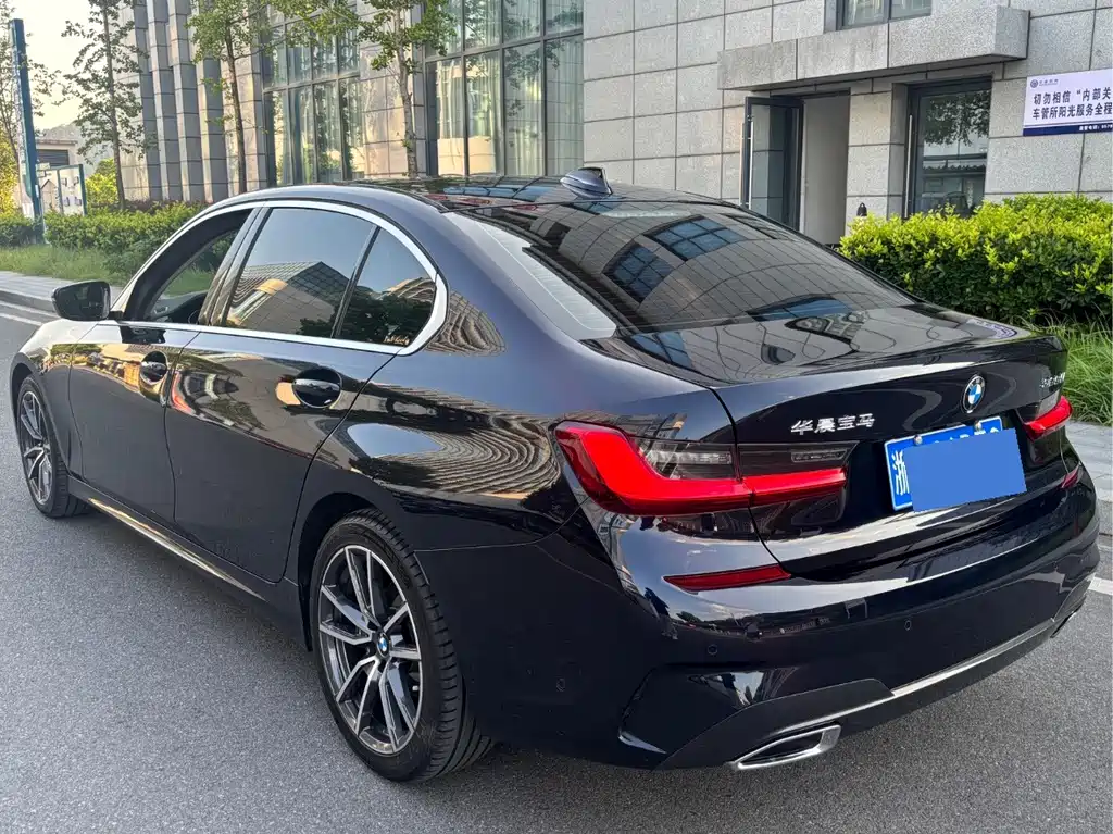 BMW 3 Series — миниатюра 14