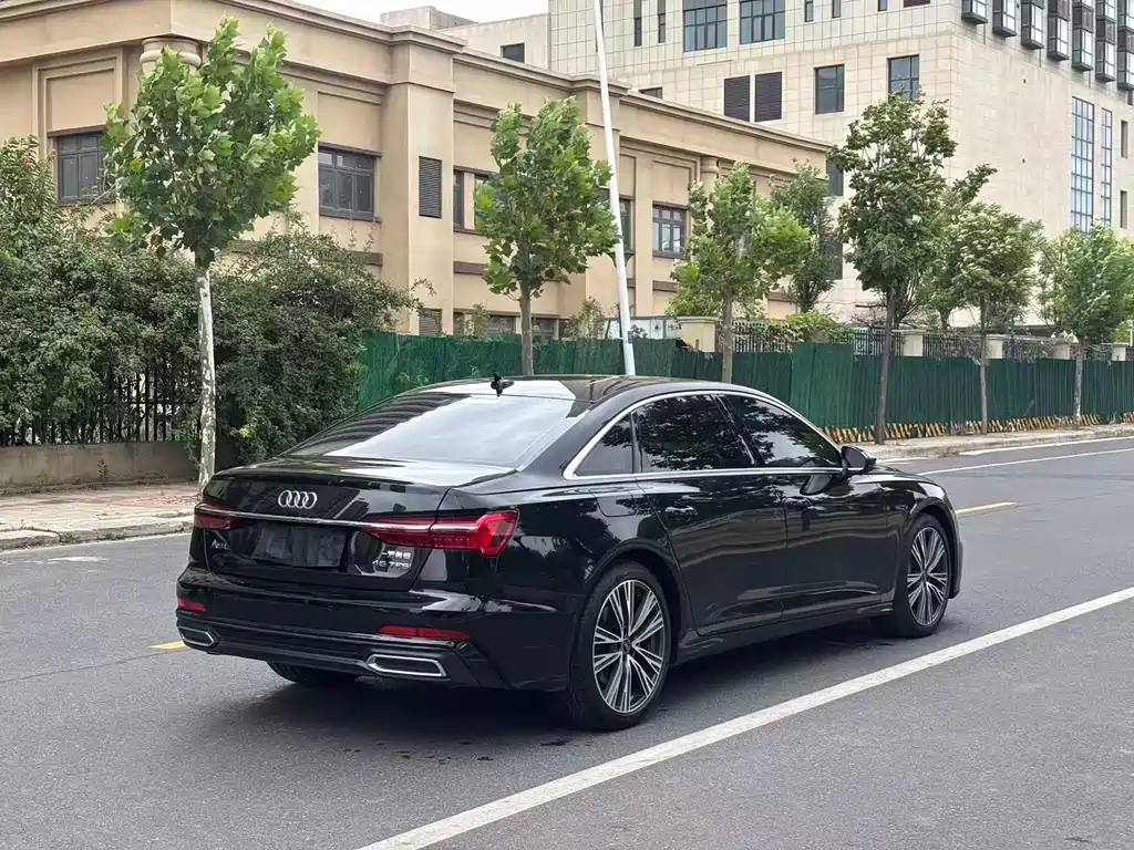 Audi A6L — миниатюра 7