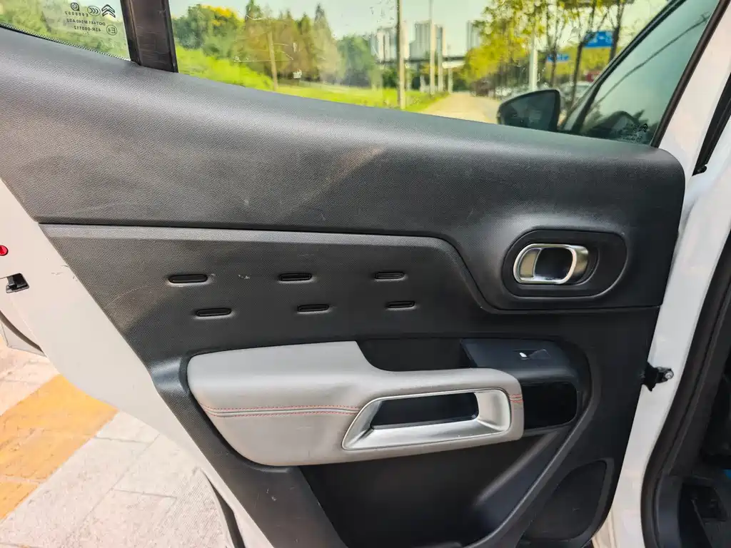 Citroen C5 AIRCROSS — миниатюра 10