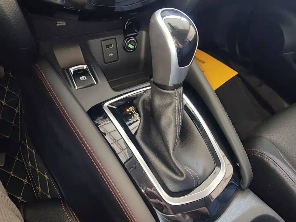 Nissan Qashqai — миниатюра 14