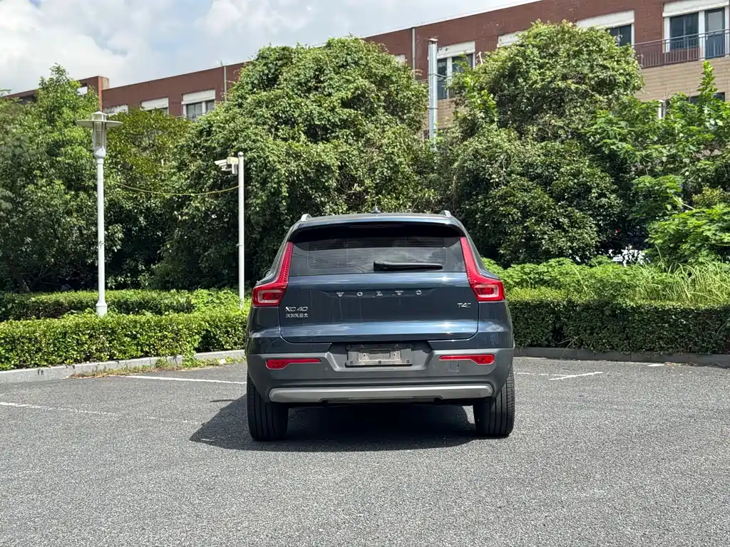 Volvo XC40 — миниатюра 6