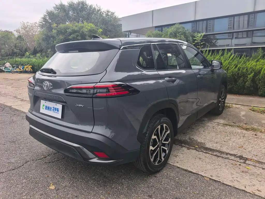 Toyota Frontlander — миниатюра 3