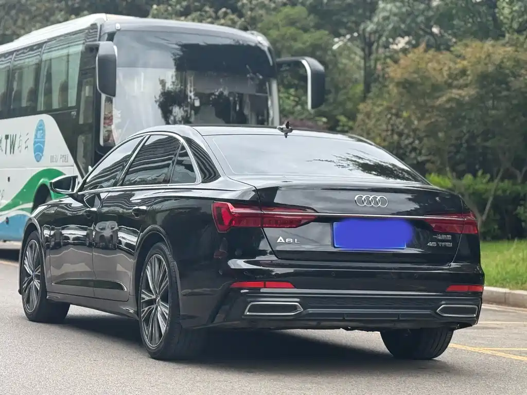 Audi A6L — миниатюра 4