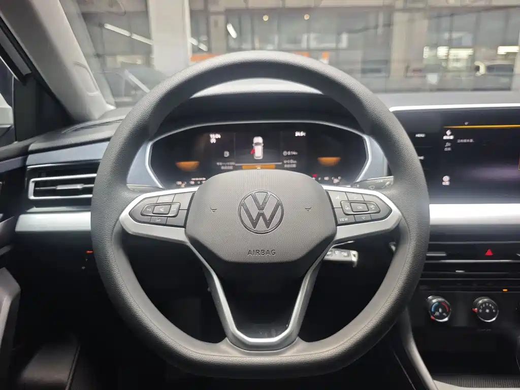 Volkswagen Lavida - фото 17