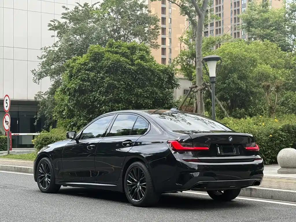BMW 3 Series 3 2021 325i M Sport