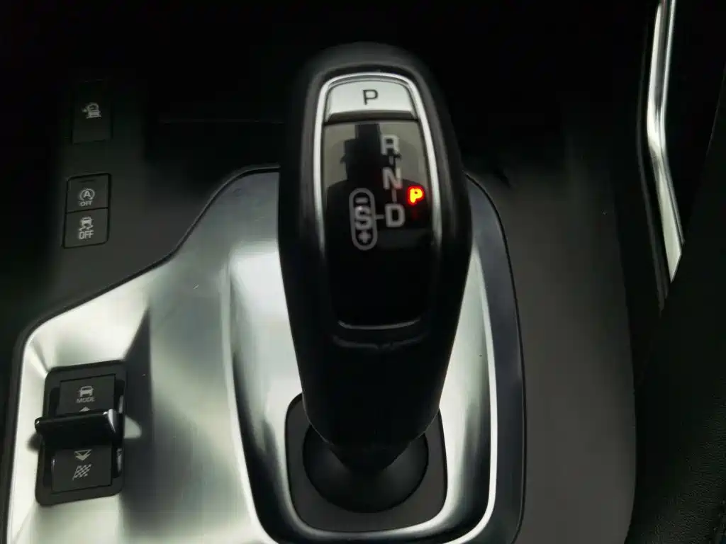 Jaguar E-PACE — миниатюра 13