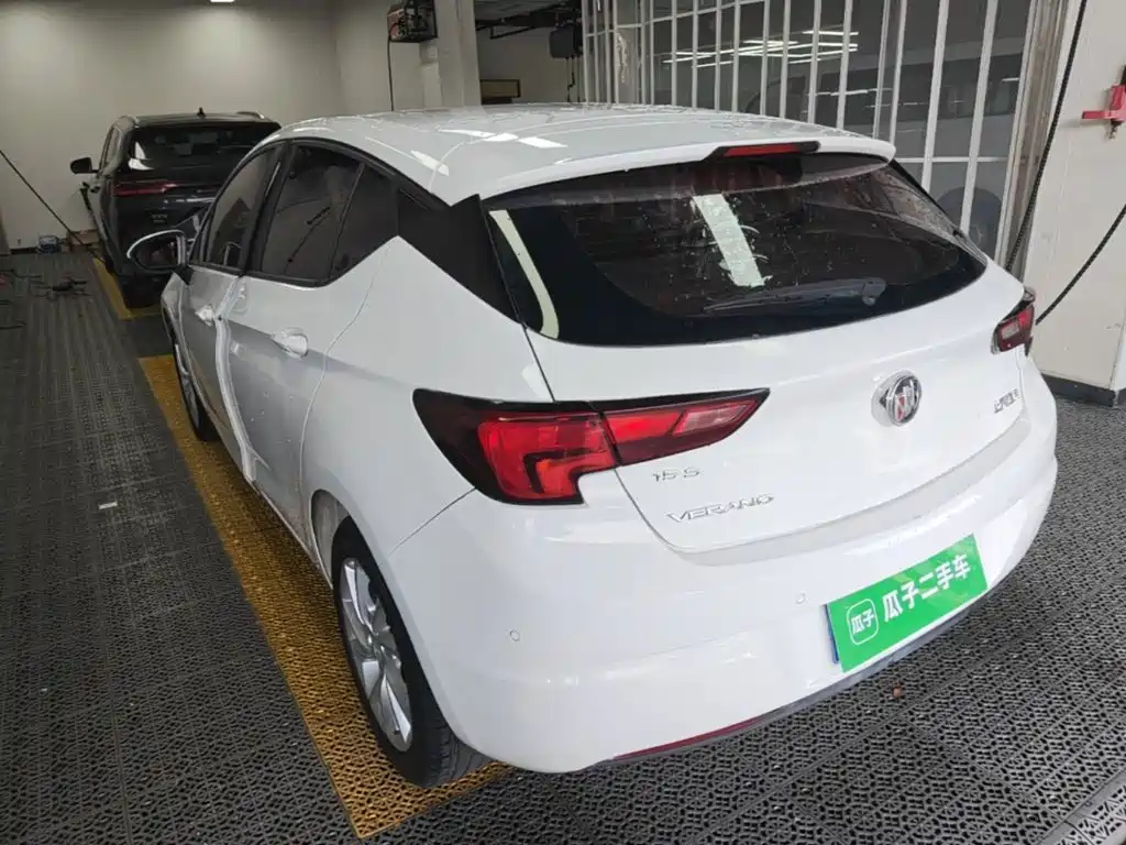 Buick Verano — миниатюра 5
