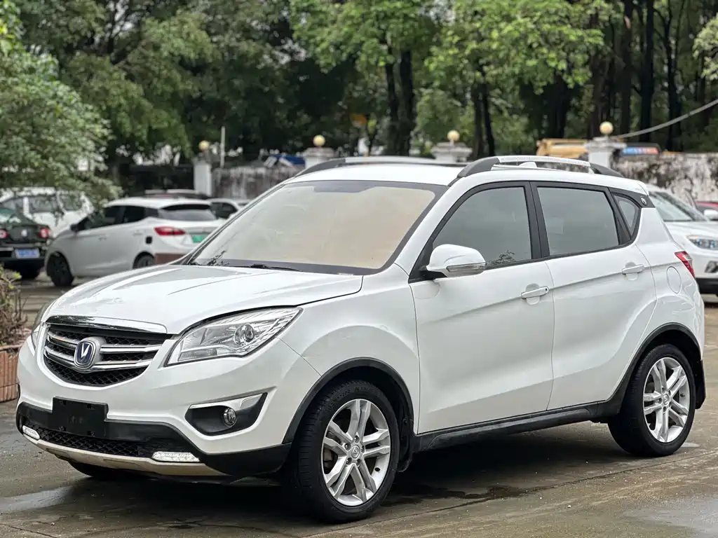 CHANGAN CS35