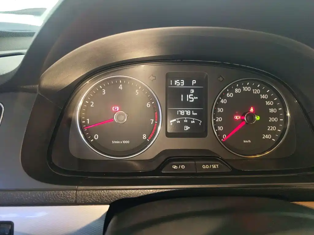 Volkswagen Gran Lavida 2013 1.4TSI AT Comfort