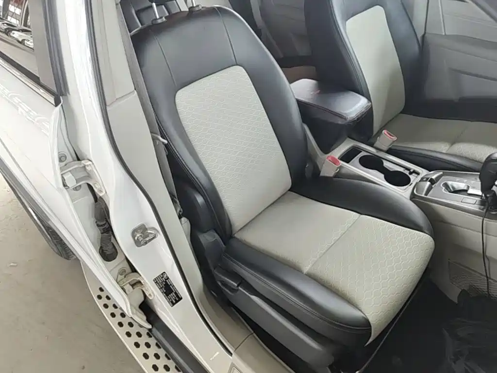 Chevrolet Captiva — миниатюра 25