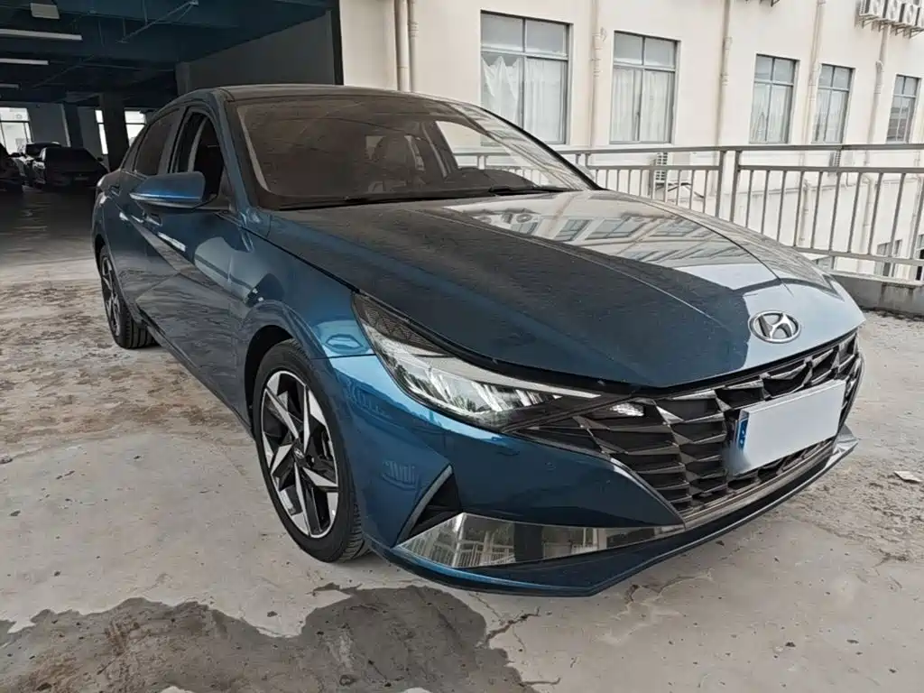 Hyundai Elantra — миниатюра 4