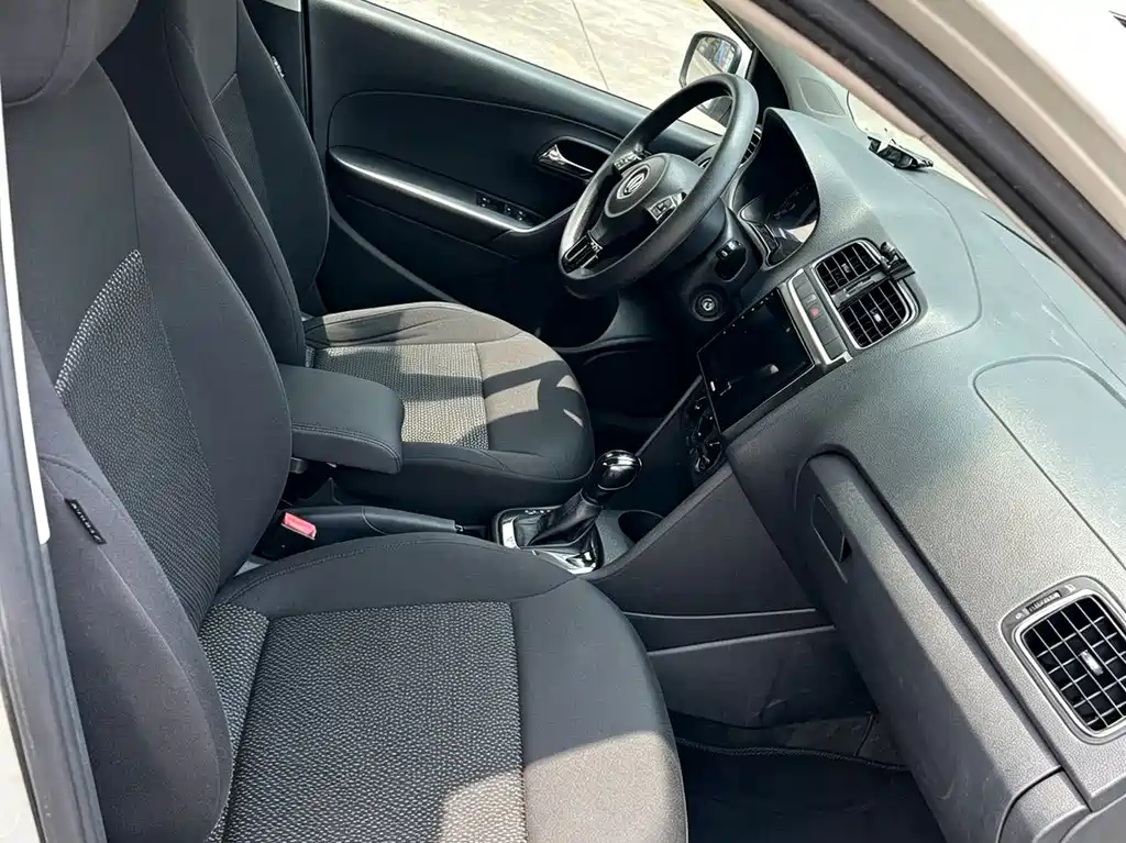 Volkswagen Polo — миниатюра 3
