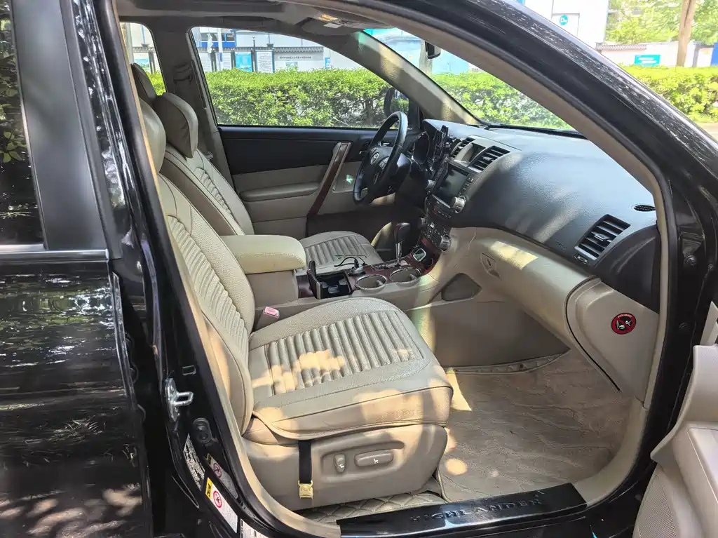 Toyota Highlander — миниатюра 12