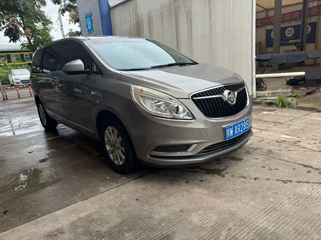 Buick GL8 — миниатюра 3