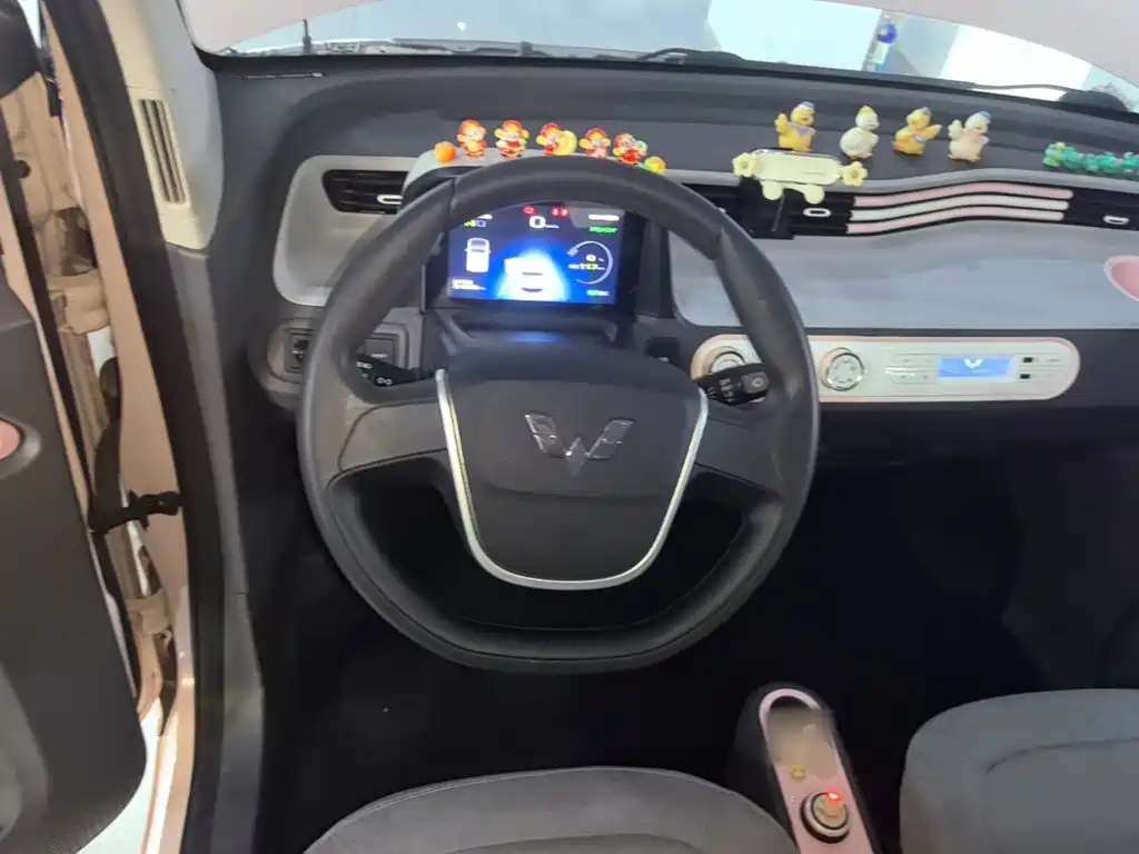 Wuling MINIEV — миниатюра 11