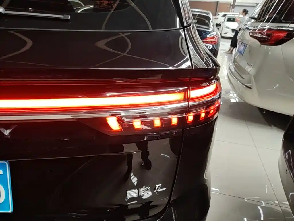 Geely Xingyue L — миниатюра 8