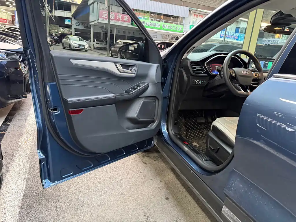 Ford Escape — миниатюра 10