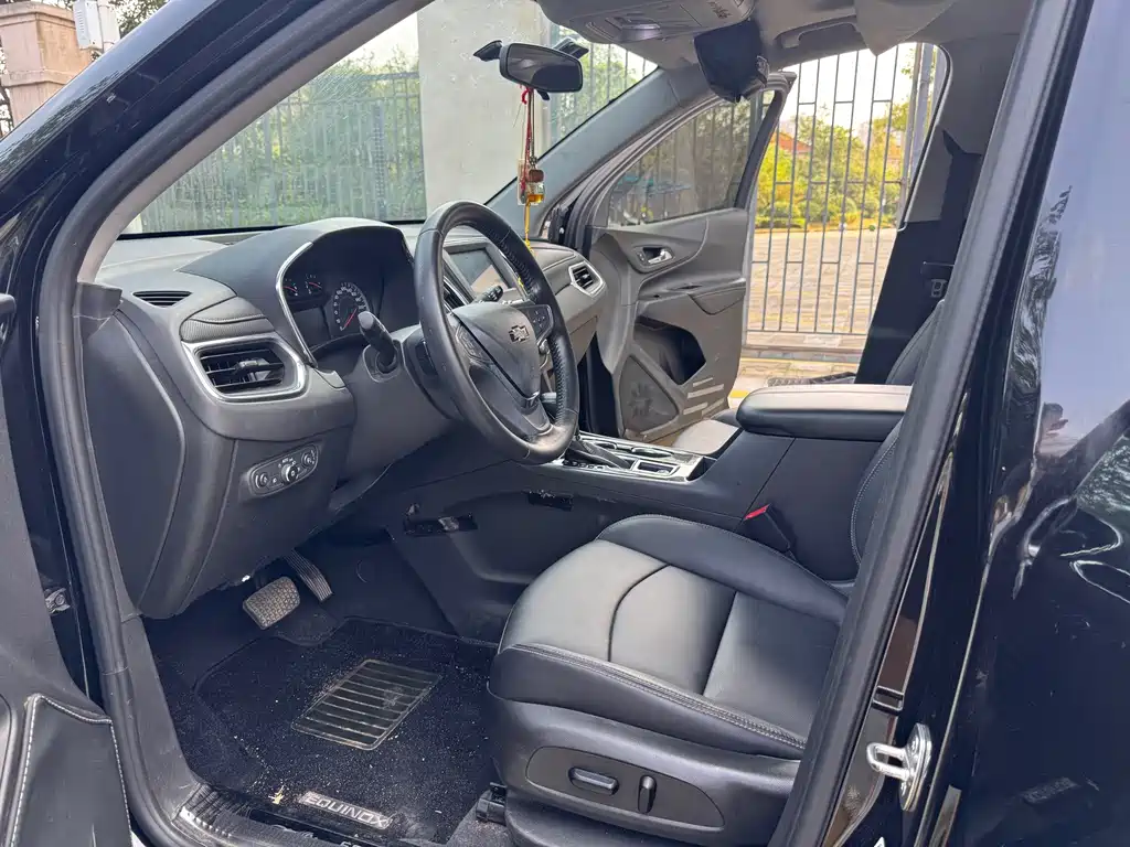 Chevrolet Equinox — миниатюра 6