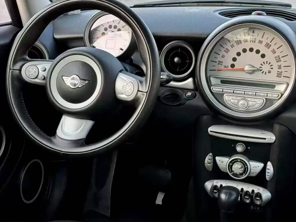 MINI Mini — миниатюра 6