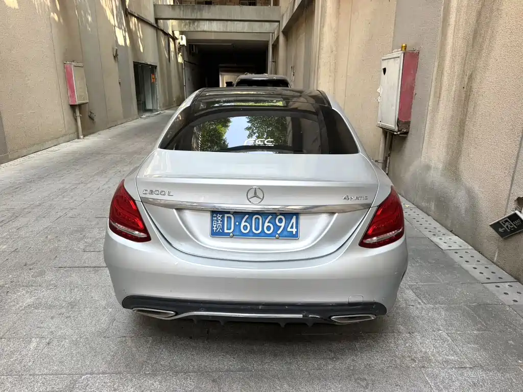 Mercedes-Benz C-Class — миниатюра 9