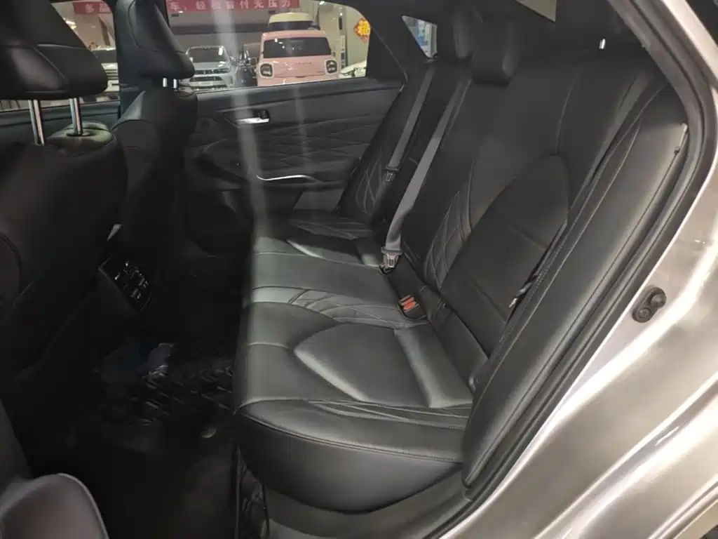 Toyota Avalon — миниатюра 17