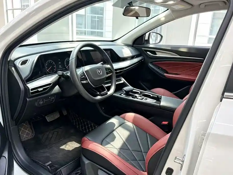 Changan Eado — миниатюра 5