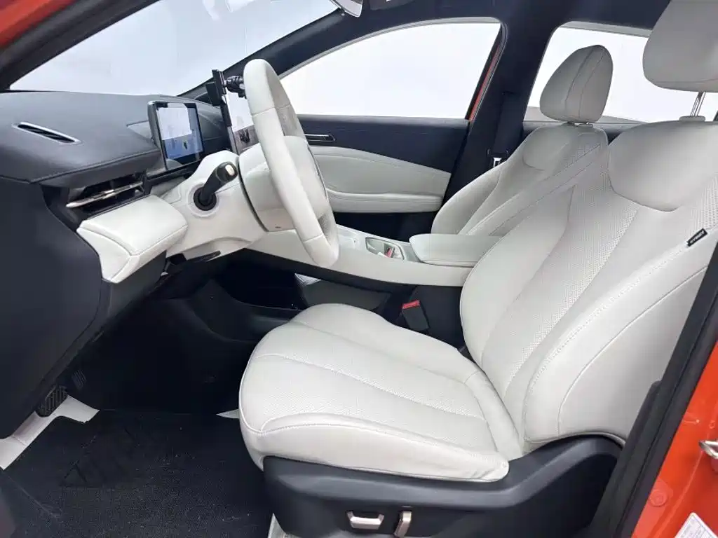 Baojun Yunhai — миниатюра 10