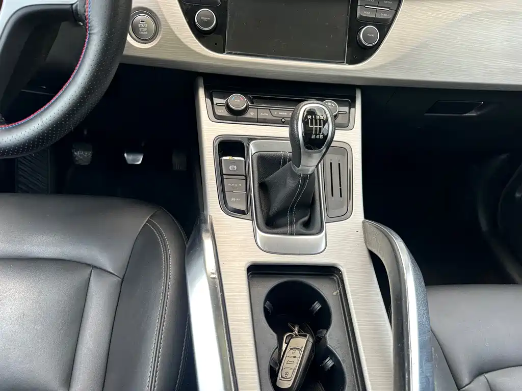 Geely Boyue — миниатюра 10