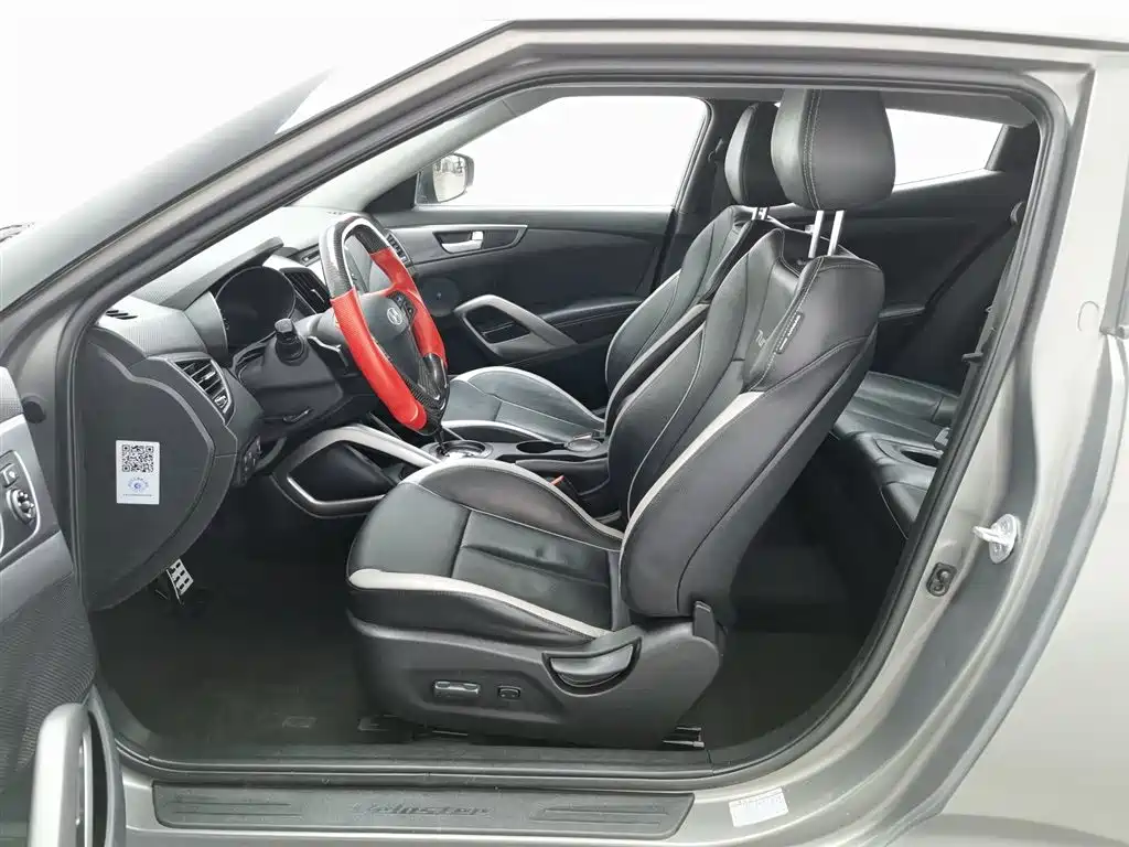 Hyundai Veloster 2012 1.6T AT Premium