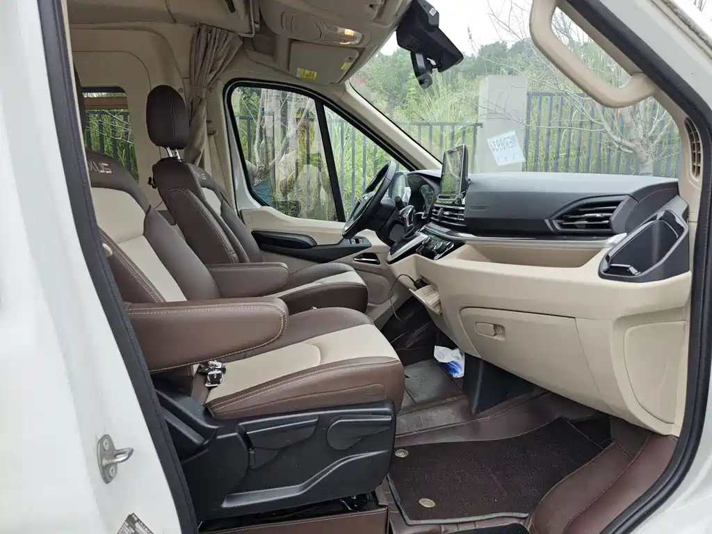 MAXUS V90 RV — миниатюра 8