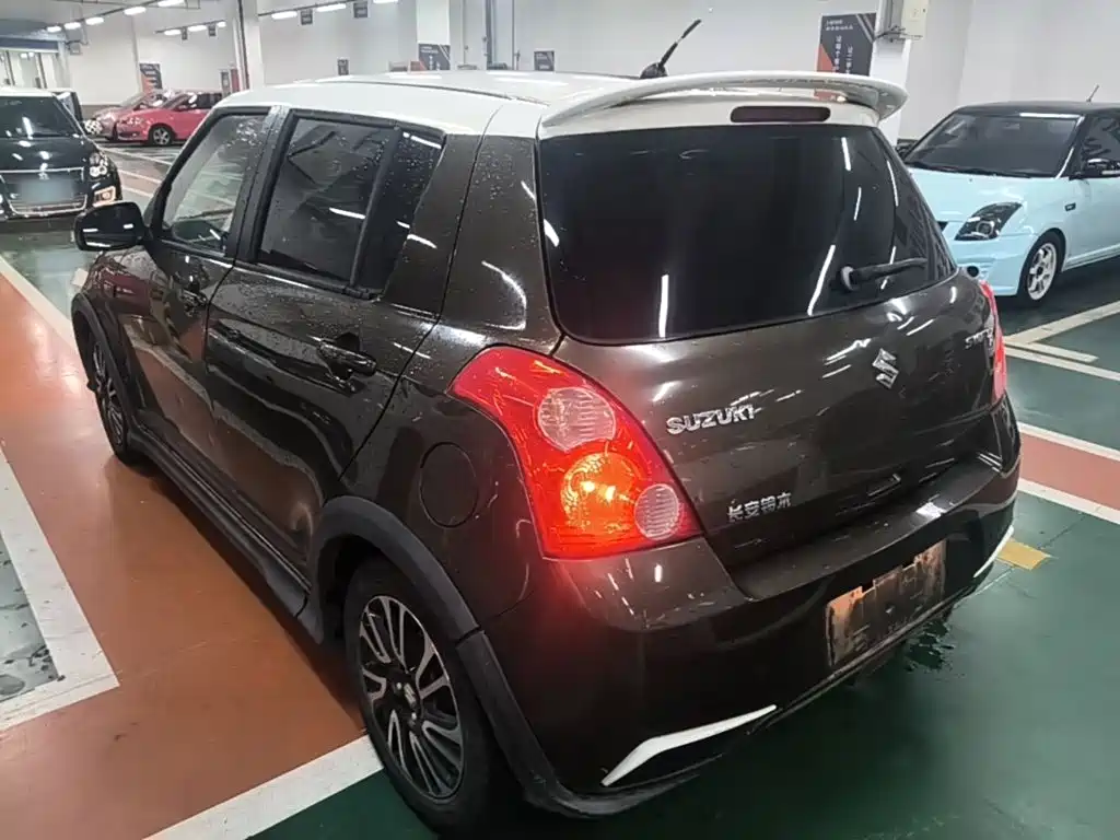 Suzuki Swift — миниатюра 5