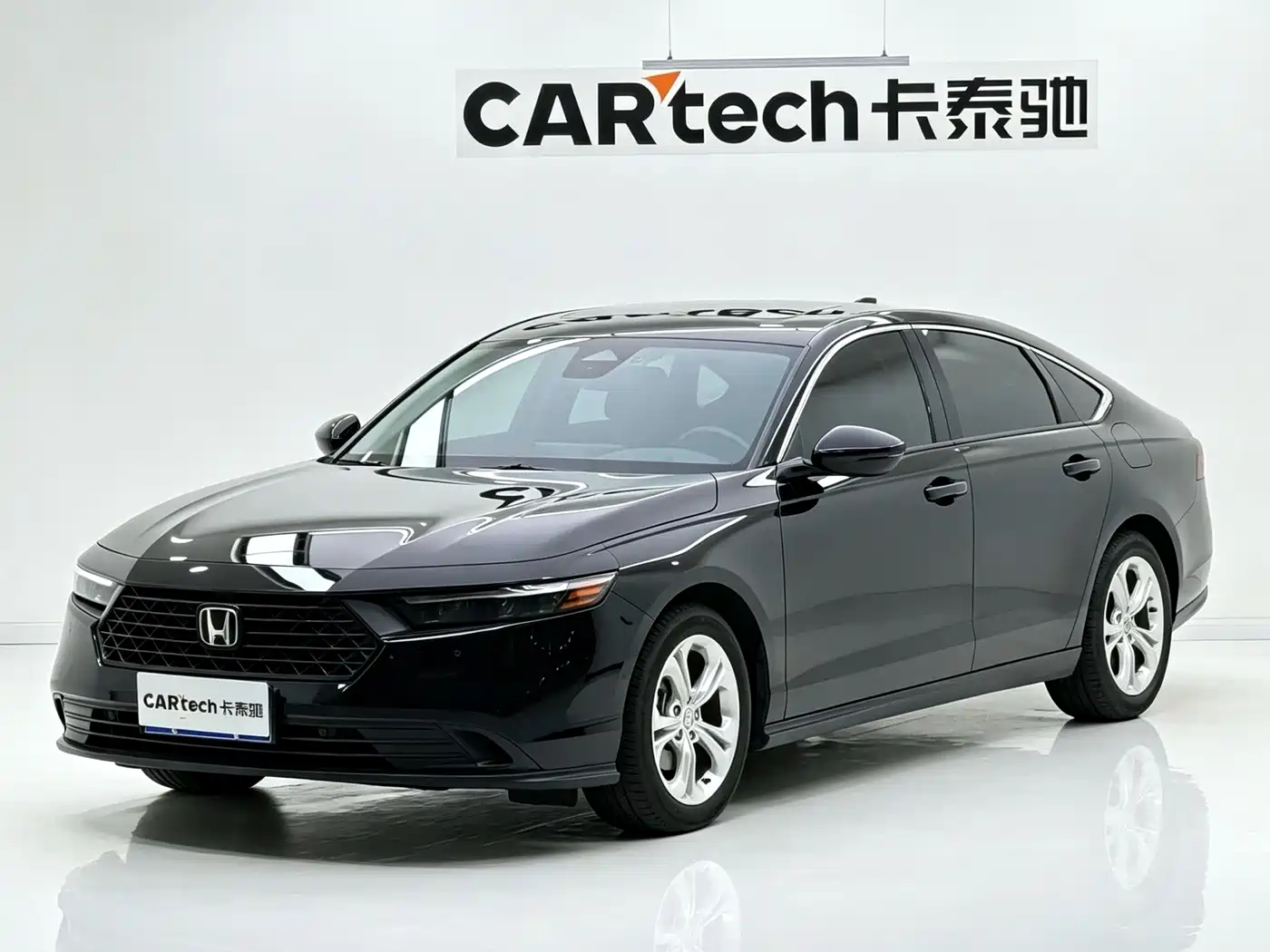 雅阁 2024款 260TURBO 豪华版 2024