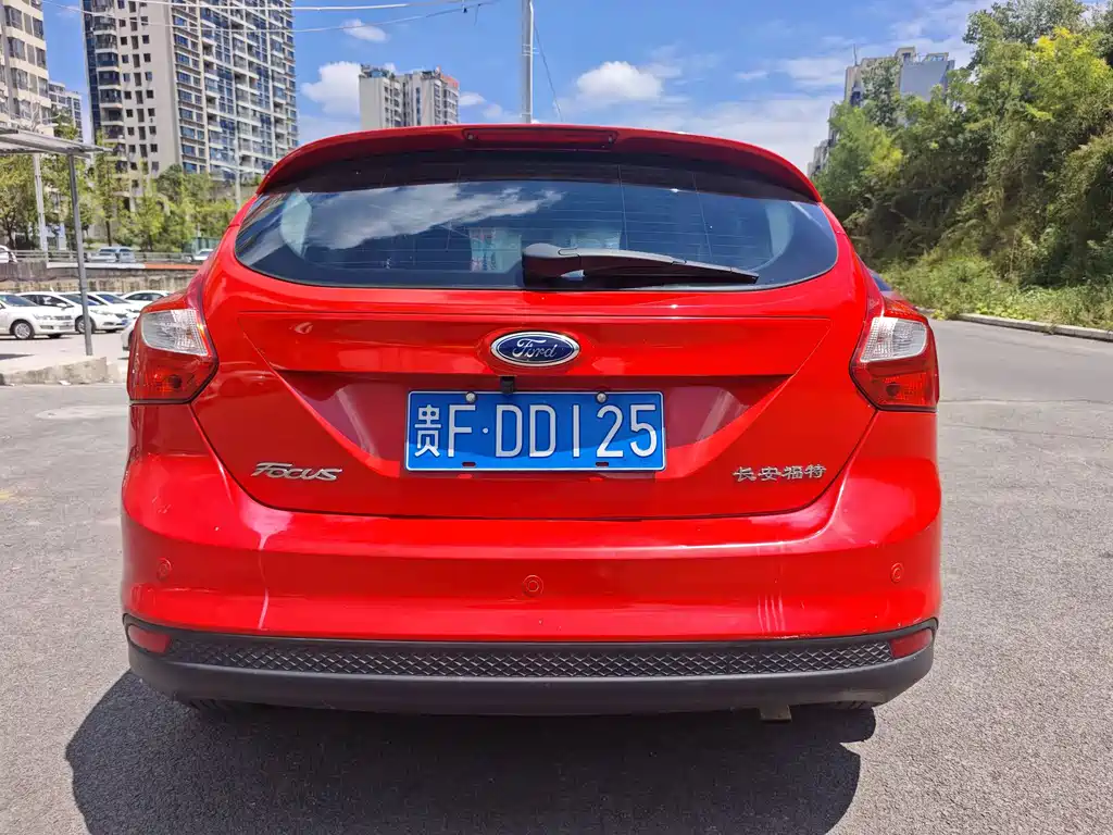 Ford Focus — миниатюра 7
