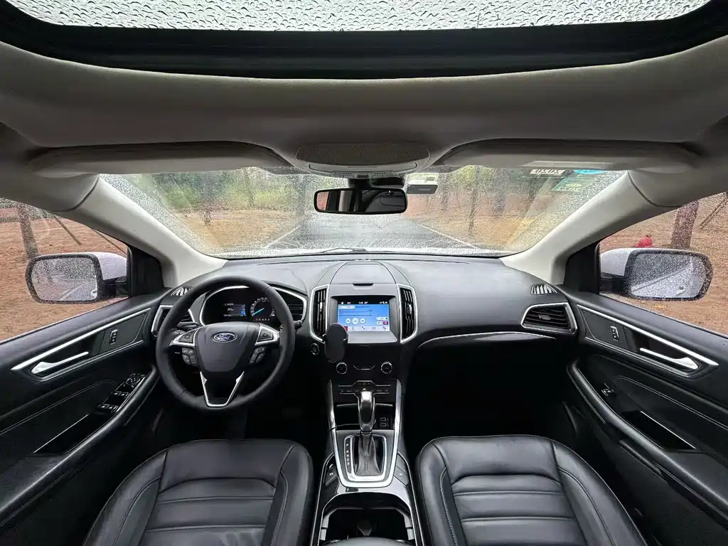 Ford Edge — миниатюра 5