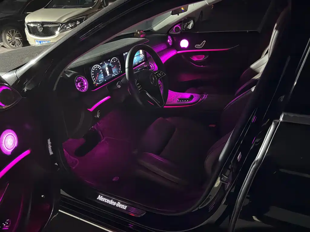 Mercedes-Benz E-Class — миниатюра 3