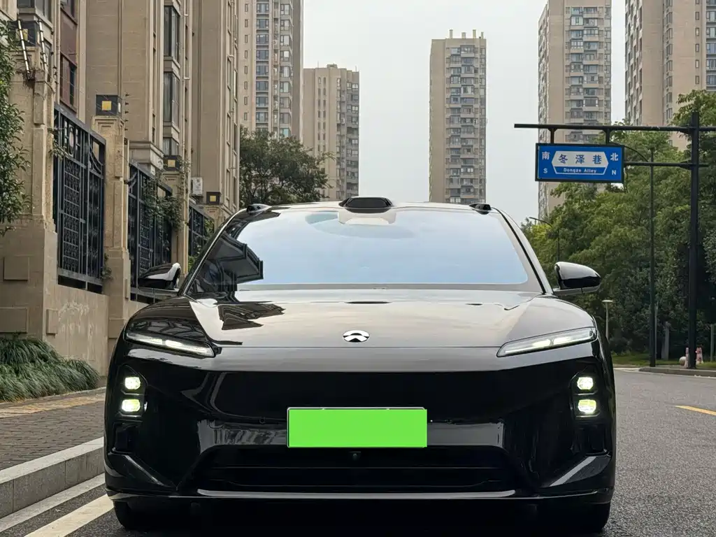 NIO ET5T — миниатюра 2