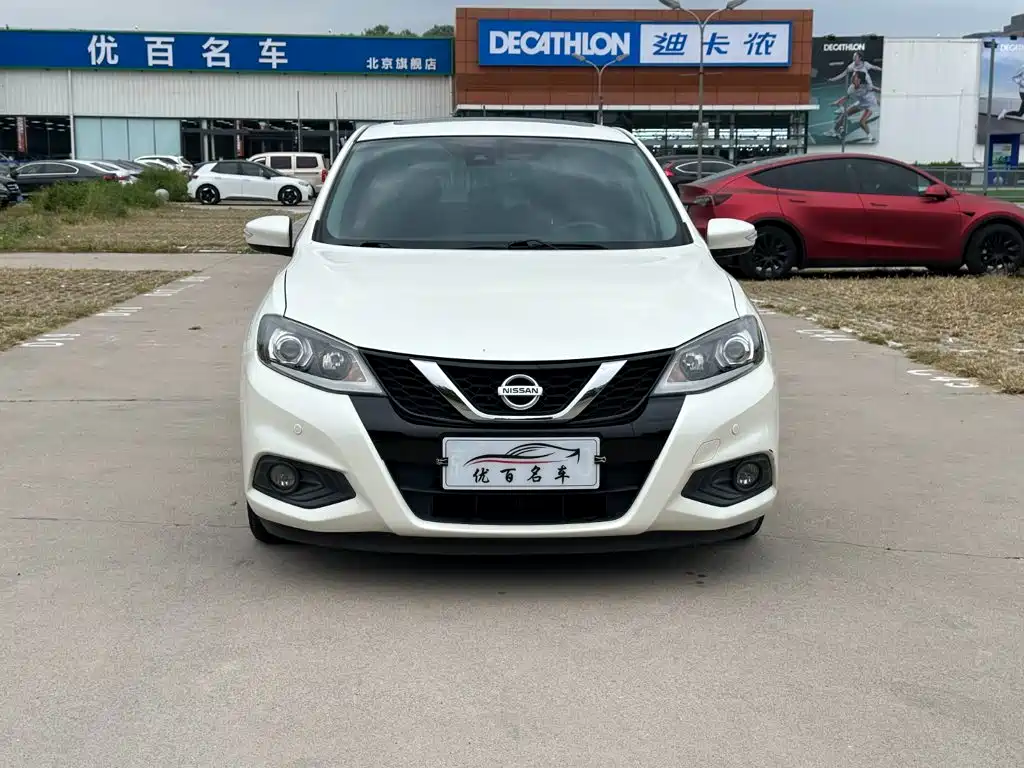 Nissan Tiida — миниатюра 2