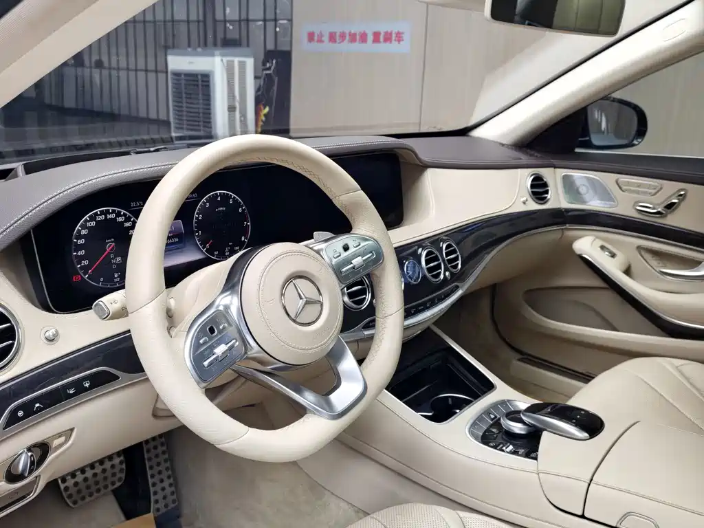 Mercedes-Benz S-Class — миниатюра 4