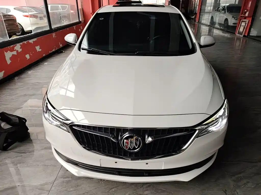 Buick Excelle — миниатюра 3